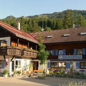 Hotel Nagelfluhhaus Hirsch, Gunzesried